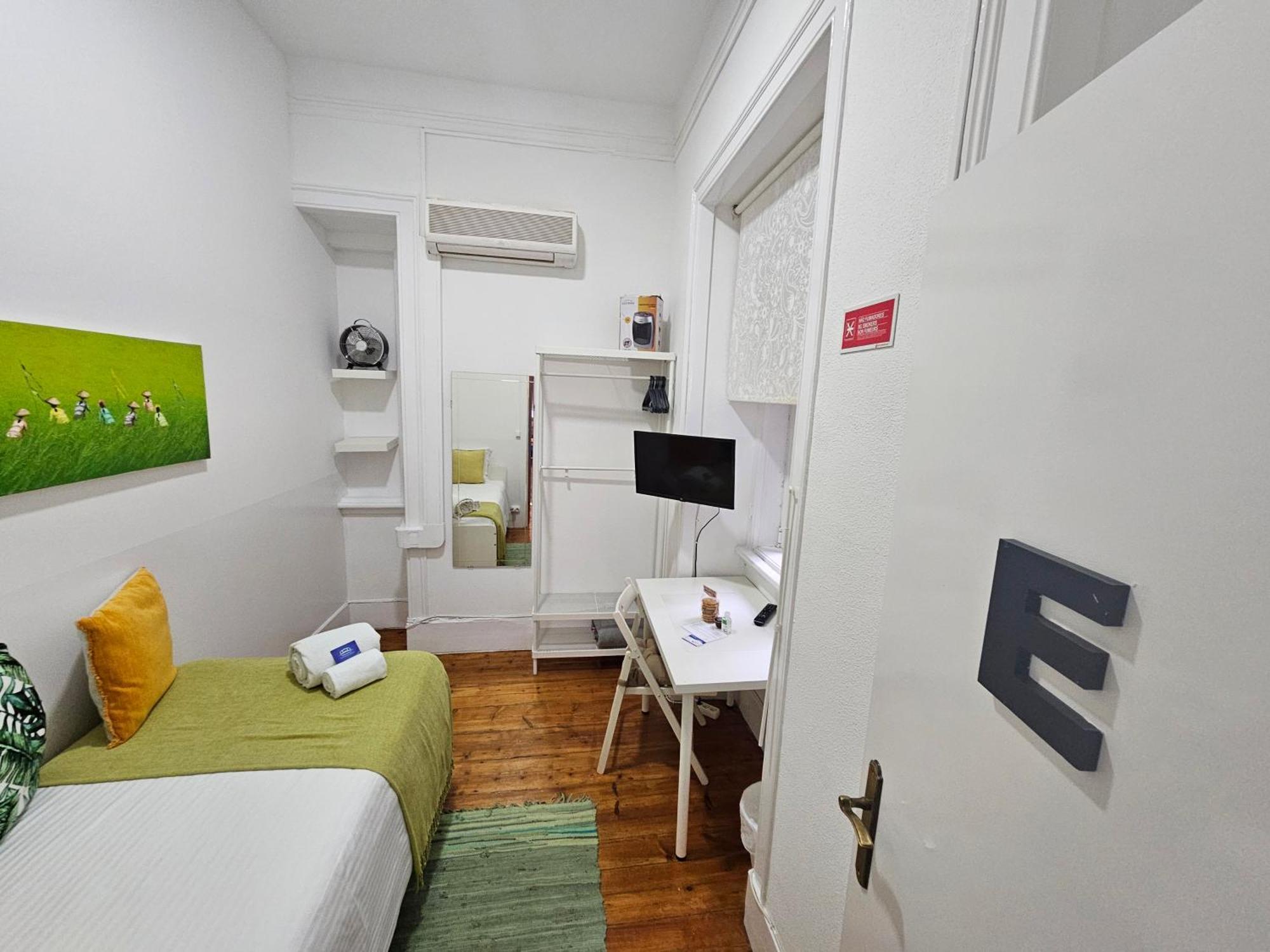 Almirante GuestHouse Lisboa Chambre photo