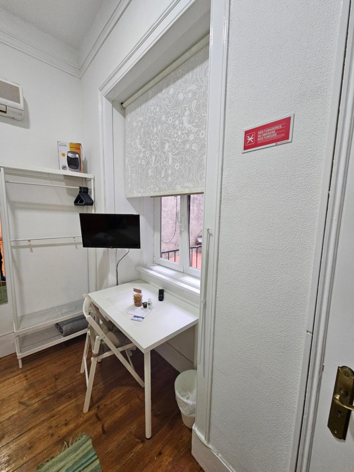 Almirante GuestHouse Lisboa Chambre photo